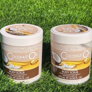 2 Creightons Skin Definity Coconut Oil Smoothing Body 16.06 Oz Exfoliator